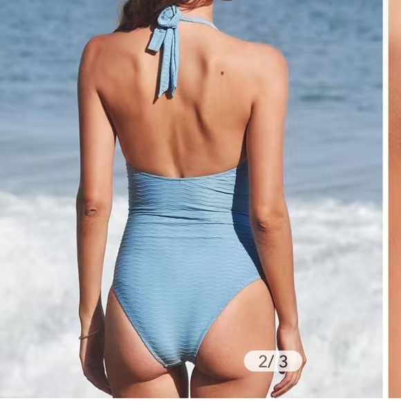 Cupshe Aleah Backless V-neck Halter Back Tie One Piece Swimsuit Sz L NWT - Picture 2 of 8
